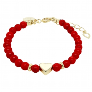 Baby bracelet with red pearls and single gold heart in center